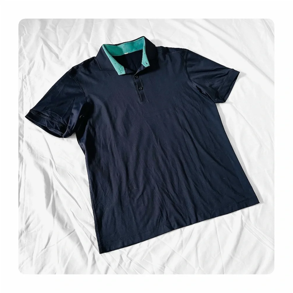 ★ Lululemon Men’s Short Sleeve Polo Shirt - Navy ★ - Picture 8 of 16